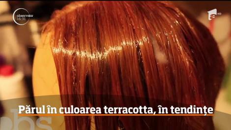 Adio, balayage, aceasta este culoarea anului! Se poartă părul în nuanța terracotta