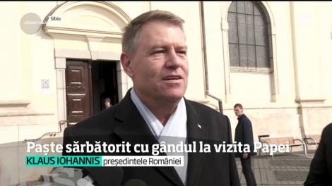 Paștele catolic. La Şumuleu Ciuc, credincioşii au privit slujba ca pe o repetiţie pentru vizita Papei