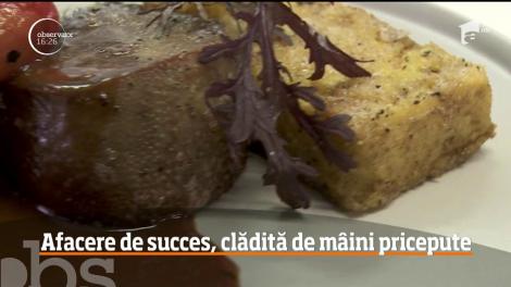 Un cuplu din Bucureşti s-a relocat în Sibiu, acolo unde a început să facă, manual, farfurii şi alte obiecte de decor