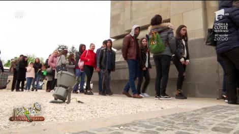 Arcul de Triumf, loc de întâlnire pentru lectură. Biletul de intrare în monument, o carte