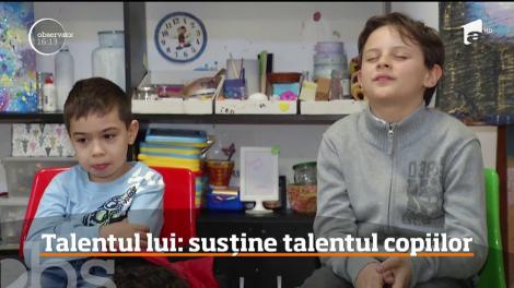 Un tânăr crescut în centrele de plasament a luat în grija lui zeci de adolescenţi supradotaţi pe care îi ajută să-şi descopere talentul