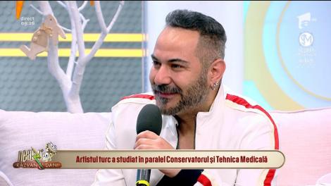 Deniz Cem, noul Tarkan al Turciei, a făcut show la „Neatza cu Răzvan și Dani”! „Am compus imnurile echipelor Fenerbahce și Galatasaray” – Video