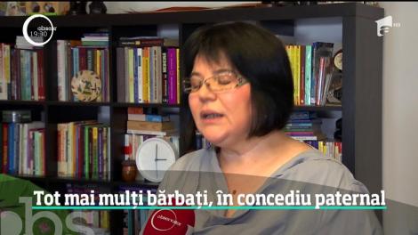 În familia modernă, taţii stau acasă cu cei mici, iar mamele merg la serviciu