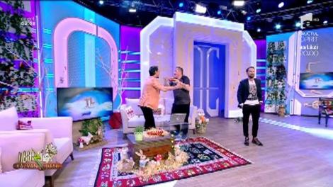 Bucurie nejustificată la Neatza! Matinalii își fac cadouri și dansează împreună