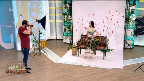 Still de Succes by Ellida Toma. Colecție dedicată reginei Maria