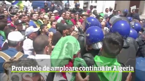 Protestele de amploare continuă în Algeria