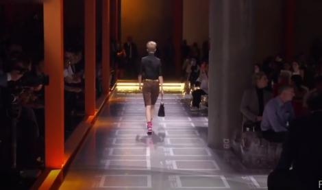 Casa de modă italiană Prada a anuţat că va renunţa la folosirea blănurilor naturale în produsele sale, începânt cu colecţia pentru femei primăvară-vară 2020