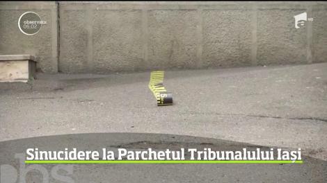 Gest extrem la Parchetul Tribunalului Iaşi. O grefieră a căzut în gol de la etajul trei al clădirii