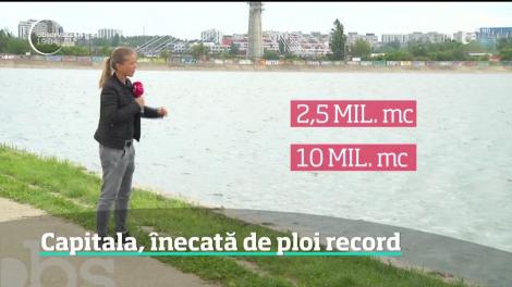 Natura s-a dezlănţuit şi a aruncat în haos întreaga ţara. În zona Bucureştiului au căzut ploi cum n-au mai fost de 100 de ani