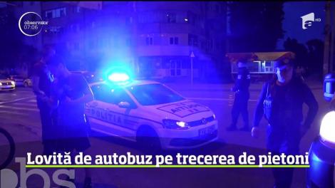 Accident grav pe un bulevard din Iaşi. O tânără a fost spulberată pe trecerea de pietoni de un autobuz