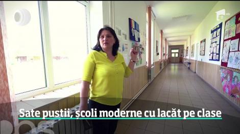 O şcoală din Botoşani ridicată din temelii cu fonduri guvernamentale riscă să-şi pună lacătul pe uşă. Din cele 10 săli de clasă, doar trei sunt deschise