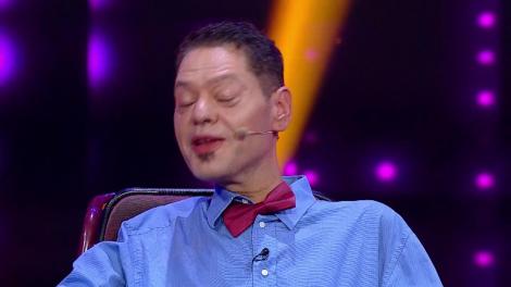 Finala iUmor. Vasi Borcan, concurentul din scaunul cu rotile vrea să ajungă la Cotroceni! "Au fost orbul şi mutul, de ce nu ar urma infirmul?"