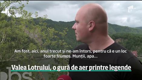 Valea Lotrului, o gură de aer printre legende