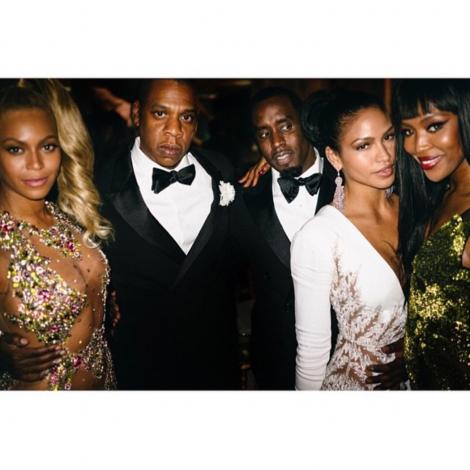 Jay-Z este, oficial, primul rapper miliardar, potrivit publicaţiei Forbes!