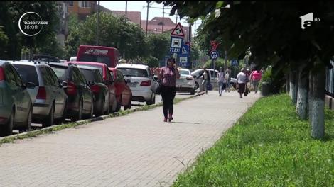Alertă în Alba Iulia! Doi oameni au fost înţepaţi cu o seringă, pe stradă! Cu ce ar fi putut fi infectați
