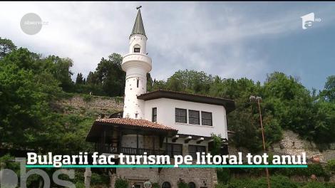 Un mic oraş din Bulgaria întrece la turism tot litoralul românesc! Străini din toată lumea merg acolo