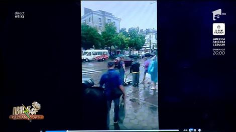 Smiley news - Neatza cu Răzvan și Dani. Luntrașul de pe zebră și comerciatul cu grătarul mobil