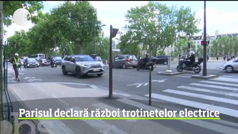 Primăria Parisului declară război trotinetelor electrice