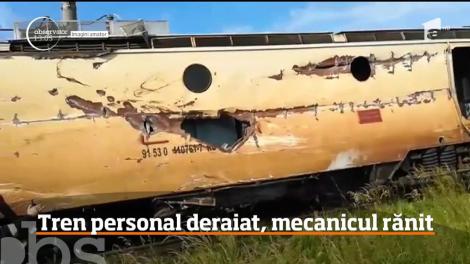 Tren personal deraiat pe o cale ferată din judeţul Bacău, mecanic rănit