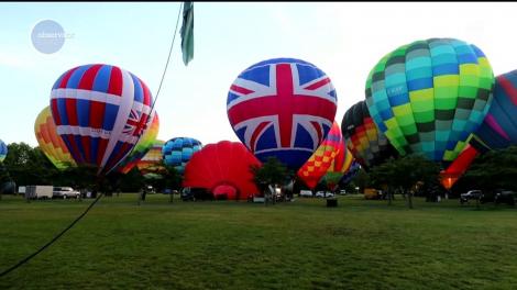 Zeci de baloane cu aer cald au împânzit cerul Londrei, care au zburat deasupra celor mai importante monumente şi obiective turistice din capitala Regatului Unit