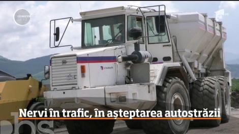 Înaintea vacanţei, fie la munte fie la mare, românii au parte de nervi şi ore în şir petrecute pe şosele