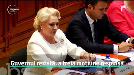 Viorica Dăncilă a trecut şi peste a treia moţiune de cenzură