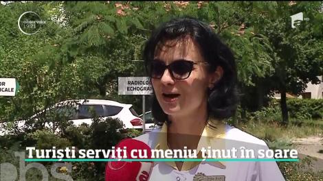 La mare, turiștii sunt serviți cu meniu ținut în soare. Alimentele alterate pot afecta grav corpul uman