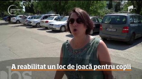 Un pensionar din Satu Mare este îngerul păzitor al copiilor din cartierul în care locuiește. Ce cadou le-a făcut: „O fac din plăcere”