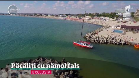 Este sezonul afacerilor cu nămol de la Techirghiol. Vânzătorii ambulanţi le oferă turiştilor de pe litoral nămol la kilogram