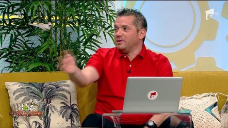 Smiley news - Neatza cu Răzvan și Dani. Şi arbitrul poate simula! I-a arătat o batistă în loc de cartonaşul galben!