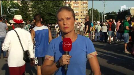 Anchetă la Teatrul Național! Actorii protestează în stradă, în Piața Victoriei