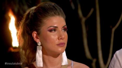 Insula Iubirii. Aurel, prins între Alexandra şi Dana: "Nu ştiu dacă o persoană ar putea rezista mai mult de o zi lângă el"