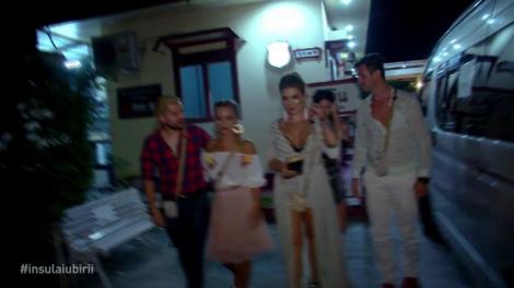 Insula Iubirii. Ispitele feminine şi concurenţii s-au destrăbălat în club sub ochii Alexandrei