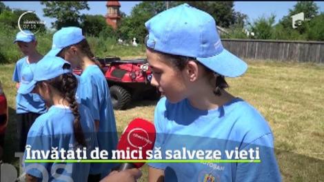 Să salvezi vieţi e o misiune pe cât de nobilă, pe atât de grea şi de riscantă. 50 de copii s-au înscris într-o tabără organizată special