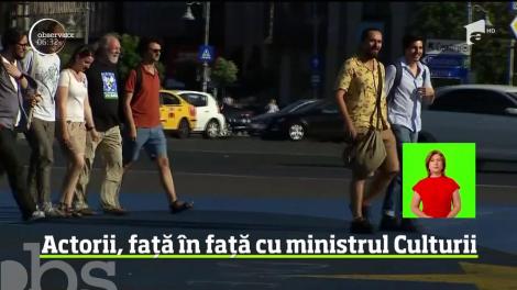 Ion Caramitru, directorul Teatrului Naţional Bucureşti, cere demisia ministrului Culturii după întrevederea de ieri de la Guvern