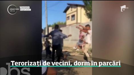 Zeci de familii dintr-un cartie din judeţul Constanţa, terorizaţi de rromii care dau petreceri zgomotoase