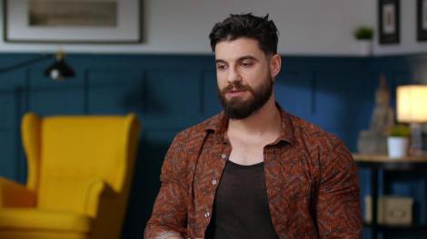 Insula Iubirii. Face ce face și tot la Andy trage! Denisa, dans senzual în fața ispitei, sub ochii Geaninei