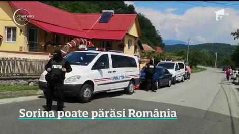Sorina, fetiţa scoasă cu forţa din casa asistenţilor maternali, poate părăsi România