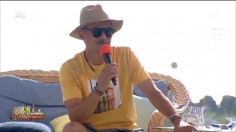 Neatza cu Răzvan și Dani. Amalia Ștefania seamănă cu Betty Blue, un personaj din desenele animate ale anilor 1930. Cătălin Oprișan: Și ea avea părul prins într-o parte