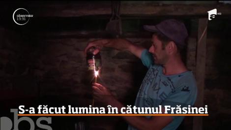 Un sat din Alba nu a avut curent până în 2019. Localnicii, legați la reţeaua electrică pentru prima dată în viaţa lor