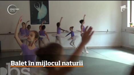 Lacul Colibiţa, un veritabil lac al lebedelor! Un grup de fetiţe talentate participă la o tabără de vară