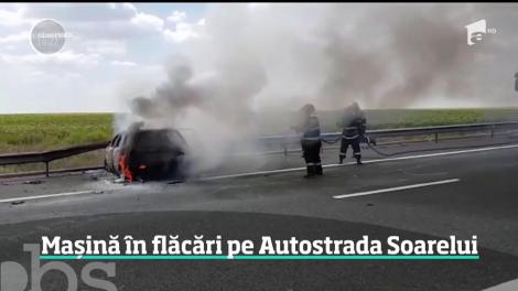 Mașină în flăcări pe Autostrada Soarelui