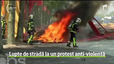 Confruntări violente pe străzile din Nantes la un protest menit să denunţe brutalitatea forţelor de ordine