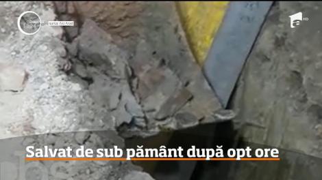 Salvare spectaculoasă, în judeţul Arad! Un pompier de la ISU și-a salvat tatăl de sub un mal de pământ