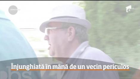 Deranjat de zgomotul copiilor care se jucau, un bărbat din Mehedinţi și-a înjunghiat vecina