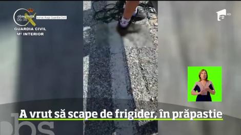 Un tânăr a fost amendat cu 45.000 de euro după ce a aruncat  un frigider vechi într-o prăpastie, în Spania
