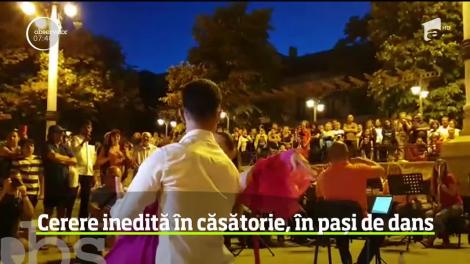 O tânără din Constanţa a fost cerută în căsătorie, în paşi de dans