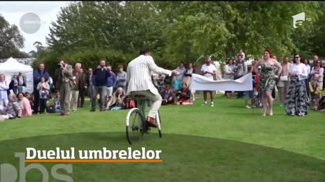 Îmbrăcaţi elegant şi cu o conduită exemplară, mai mulţi tineri au luat parte la Olimpiada Britanicilor Excentrici