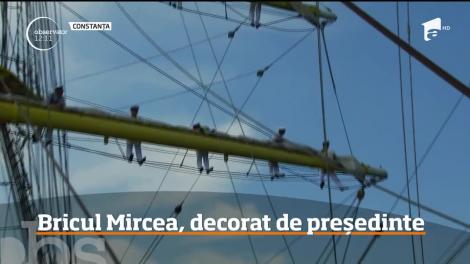 Bricul Mircea, decorat de preşedintele Klaus Iohannis. Nava-şcoală împlinește 80 de ani de activitate