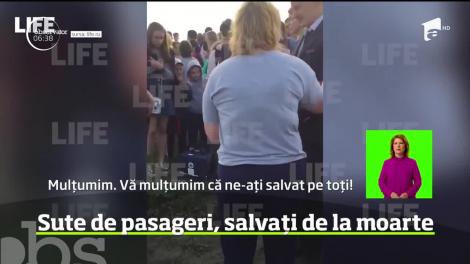 Imagini din timpul aterizării într-un lan de porumb, cu un motor defect şi cu al doilea grav avariat. Piloţi din Rusia au salvat 230 de pasageri de la moarte